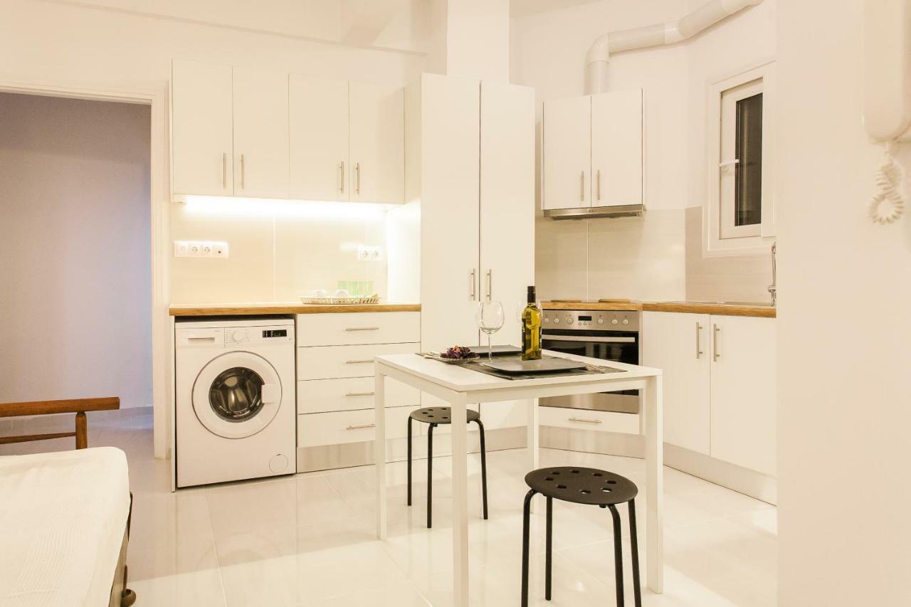 Classy And Stylish Private Apartment At Acropolis Museum Metro Station Athene Buitenkant foto