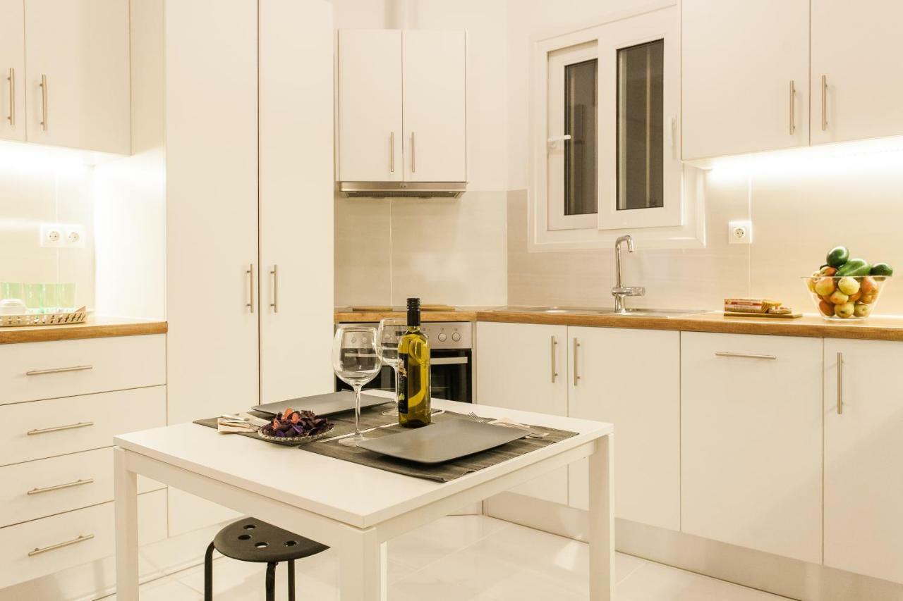 Classy And Stylish Private Apartment At Acropolis Museum Metro Station Athene Buitenkant foto