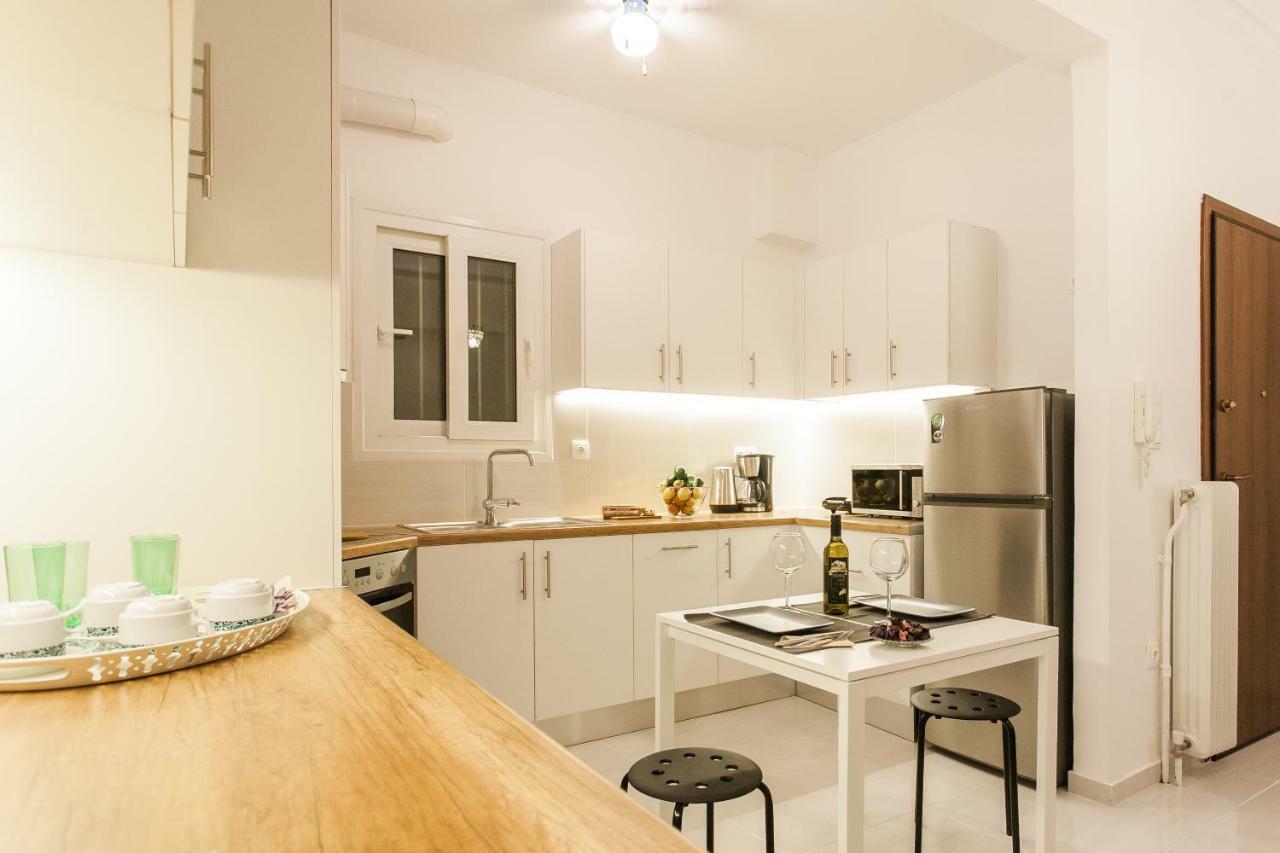 Classy And Stylish Private Apartment At Acropolis Museum Metro Station Athene Buitenkant foto