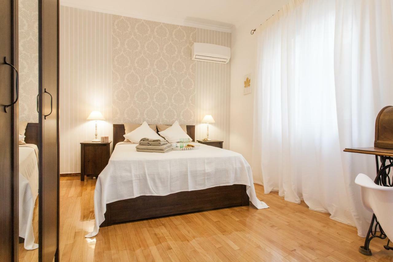 Classy And Stylish Private Apartment At Acropolis Museum Metro Station Athene Buitenkant foto