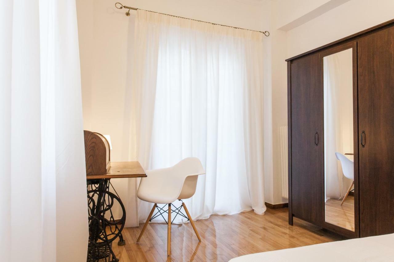 Classy And Stylish Private Apartment At Acropolis Museum Metro Station Athene Buitenkant foto